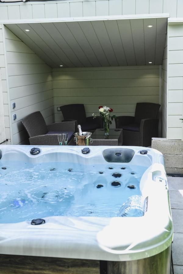 O Rethel Jacuzzi, Gite Ardennes Eksteriør bilde